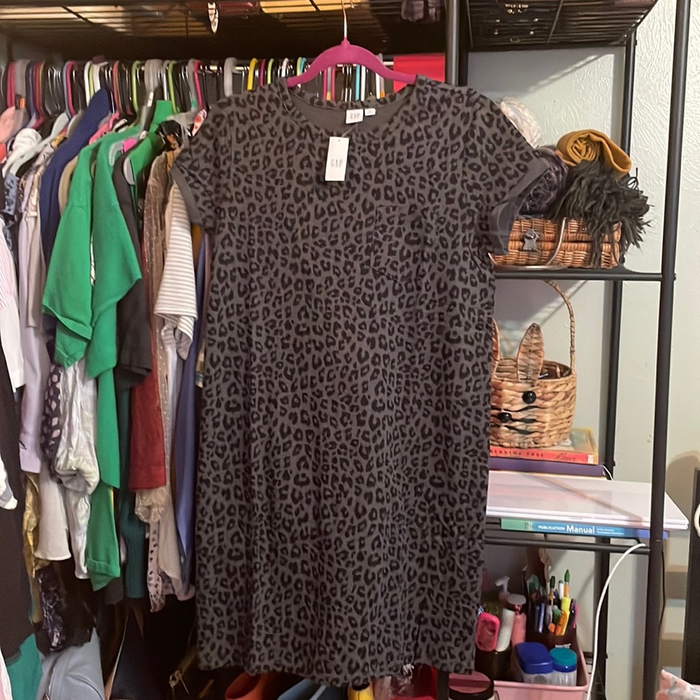 NWT GAP Black & Grey T Shirt Dress with Pocket 🎩✨